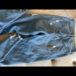 Fashion nova high waisted jeans- size 5